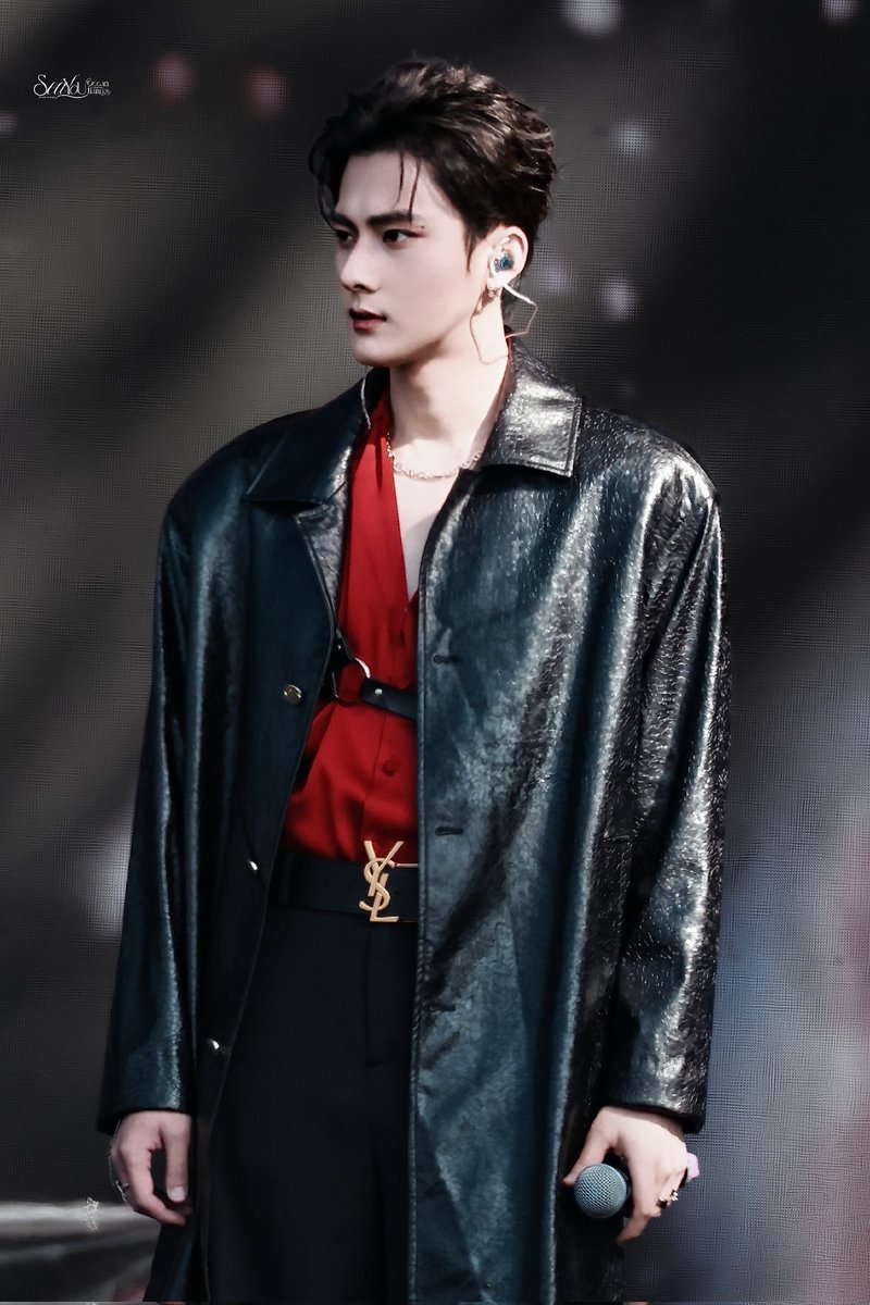bluewavesoc's tweet photo. Godfather🔥 
#oceanjiang #jiangheng #江衡 https://t.co/x1B6eLRsAC