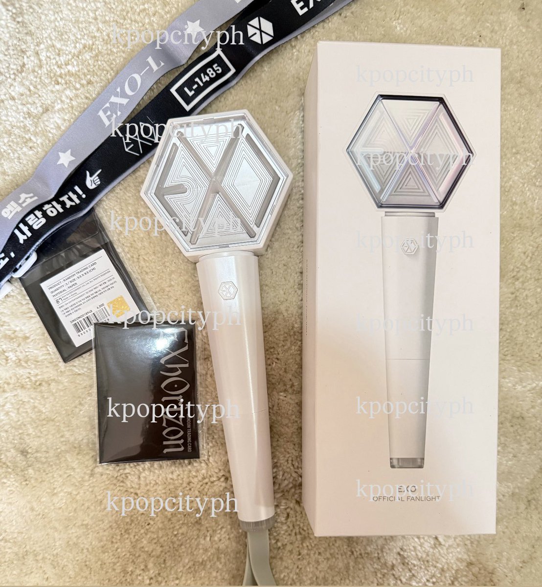 KPopCityPH's tweet photo. on hand wts lfb ph ls for sale #KPCOnhand
Can ship ASAP

2980 EXO Official Lightstick ver 3 Eribong 🤍
with 2 Exhorizon Trading Card Pack and Lightstick Strap
x sensitive, sold as SET ONLY

2700 DOH KYUNGSOO Lightstick ‼️1 slot
250 Reversible LS Strap Holder🥳
700 Rechargeable Battery Hybe

🚚 SDD GGX J&T, from Manila

DM us!💌  
#EXO #EXhOrizoninManila
for sale ph exo planet moa arena chanyeol xiumin moa chen baekhyun sehun suho acc exhorizon armybomb bts svt