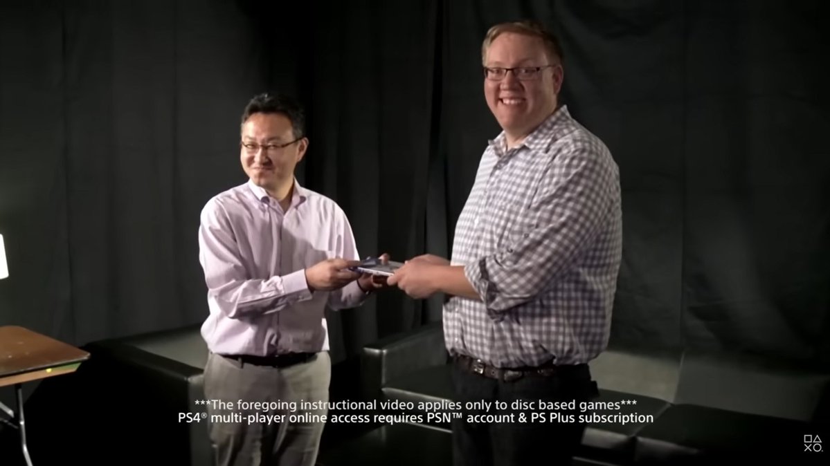 JVCom's tweet photo. La pétition qui demande à PlayStation de ne pas abandonner les disques de jeux réunit plus de 31 000 signatures ! 

L'annonce de Sony d'abandonner le format physique en 2028 continue de provoquer l'indignation des fans. Les joueurs reprochent une décision "ironique" néfaste pour toute l'industrie du jeu vidéo.  

Est-ce que cela sera suffisant pour que le géant japonais change d'avis ?  

(Source : Change .org)