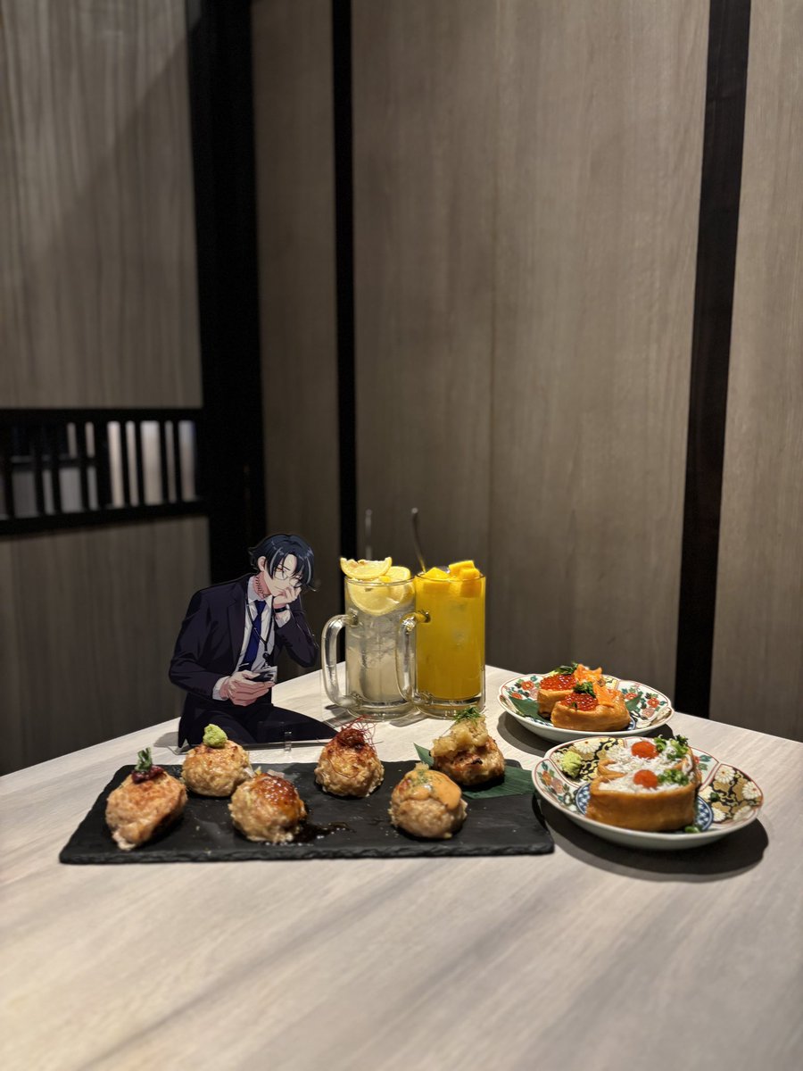 lo5e_u's tweet photo. 同期のイツキと華金🍻 https://t.co/RCSwQMJq6S