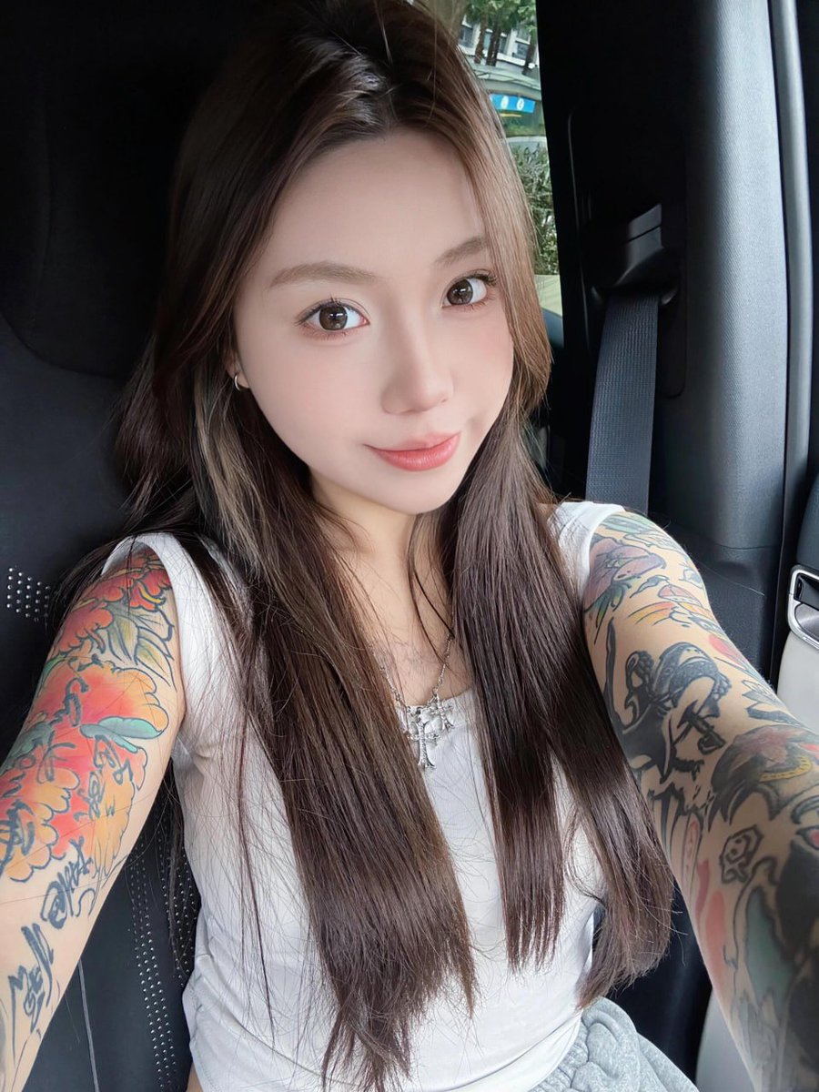 BahcedekiFenerl's tweet photo. 為什麽我沒有男朋友？ https://t.co/fuMRvHr5q6