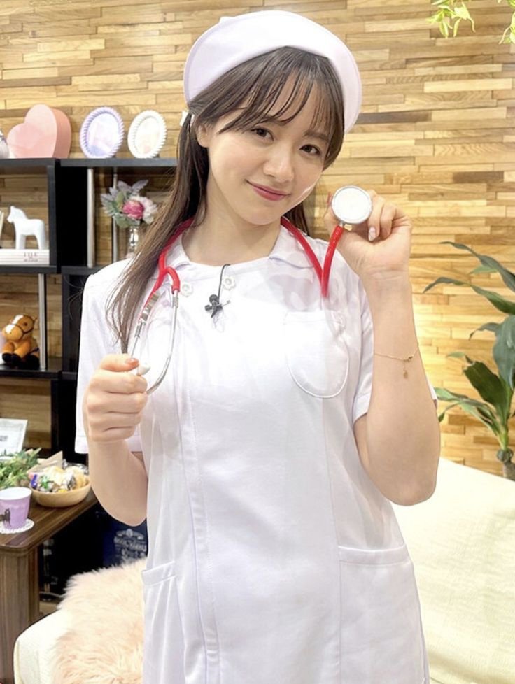 OPI18469892335's tweet photo. 森香澄と吉川愛、深夜にナースコールで来てくれたら嬉しいのはどっち？ https://t.co/Awwu85OiEV