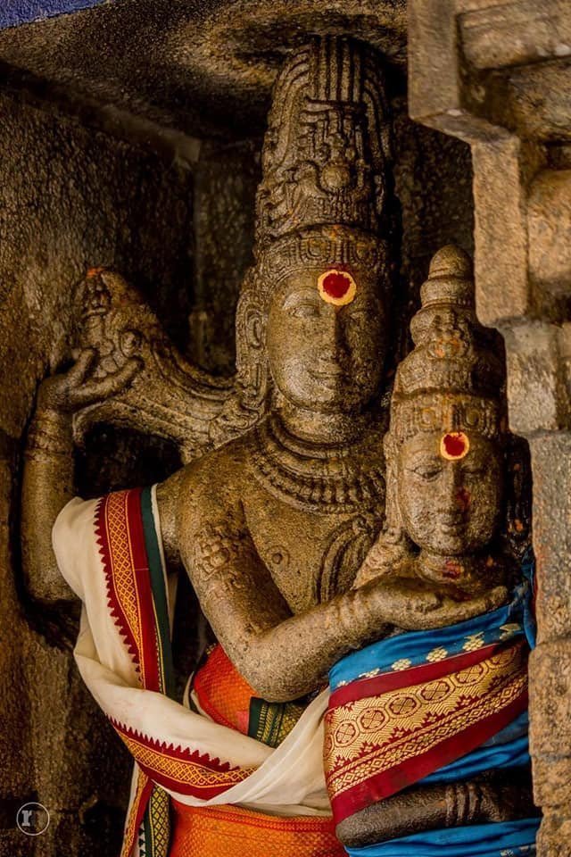 AnuSatheesh5's tweet photo. Shiva Parvati at Thirumeeyachur Lalithambigai temple

It is at this temple, Lalitha Sahasranamam was given as Upadesham to Agastya Muni  by Hayagrivar https://t.co/CTRjTovcTd