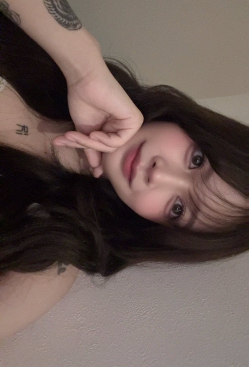 ll5o_2's tweet photo. 明日はお出かけだ🎀

 #自撮り界隈 #自撮り #日常垢 #日常 https://t.co/GU8fvJEVO3