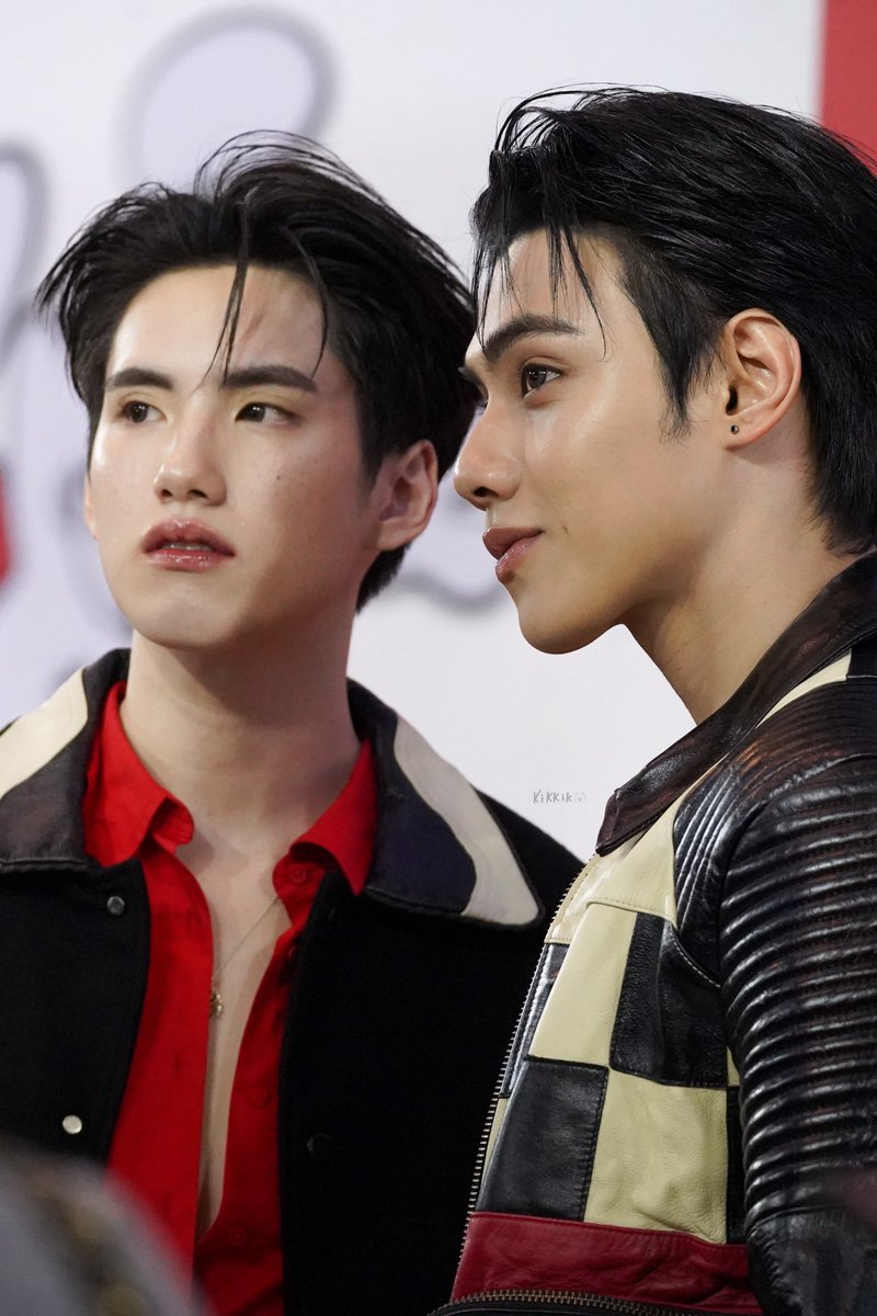 kikikikikz's tweet photo. พี่พระเอกขาวตี๋ vs พี่พระเอกคมเข้ม 😏

PHUPEEM AT SHISEIDO
#ULTIMUNESTUDIOatCENTRALWORLD
#PHUTATCHAI #PEEMWASU https://t.co/nBlHStuvQN
