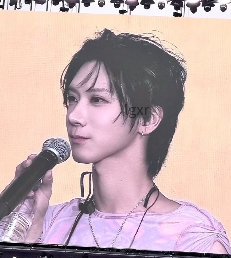 yum_tennie's tweet photo. he's so cute :3 https://t.co/Vn8ccOaYkb
