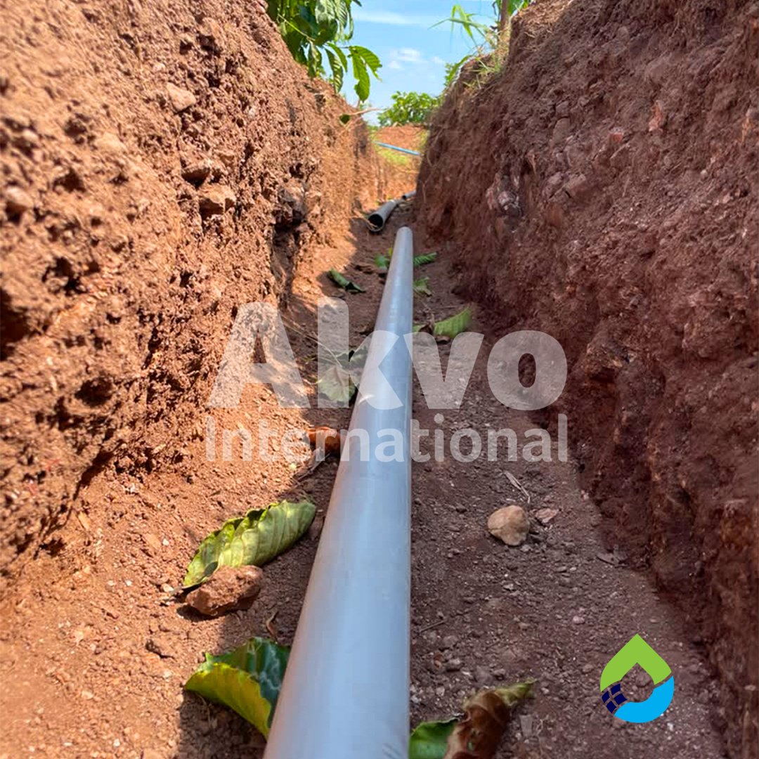 Akvointltd's tweet photo. #ProjectUpdate: 40-acre sprinkler irrigation system for a coffee underway in Ntungamo. 

Pipe laying are in progress as the @Akvointltd team  works to deliver effective system that will boost productivity. 

Need irrigation for your farm? Get in touch.
📩 https://t.co/kJU7DMbsVu https://t.co/y9PdaaoZKM