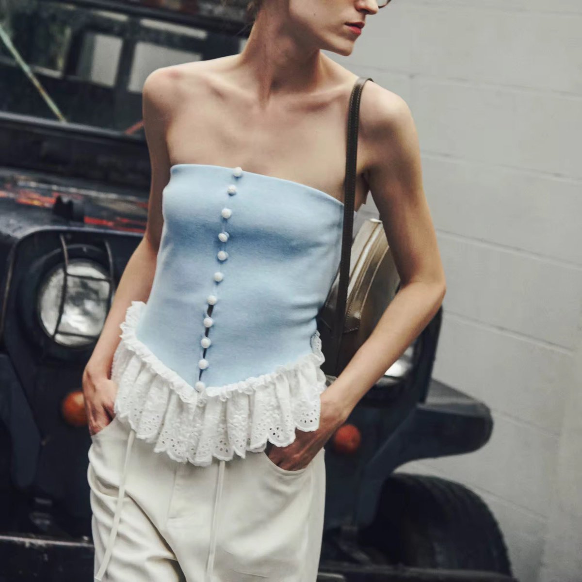 PheXnusr's tweet photo. ส่งต่อเสื้อ Pleased Audrey Tube Top Lace สีbaby blue (M-L) ซื้อมายังไม่ได้ใส่
📍1270 รส
#ส่งต่อเครื่องสำอาง #pleased #เสื้อผ้ามือสองสภาพนางฟ้า https://t.co/Z1yJ8UHsyB