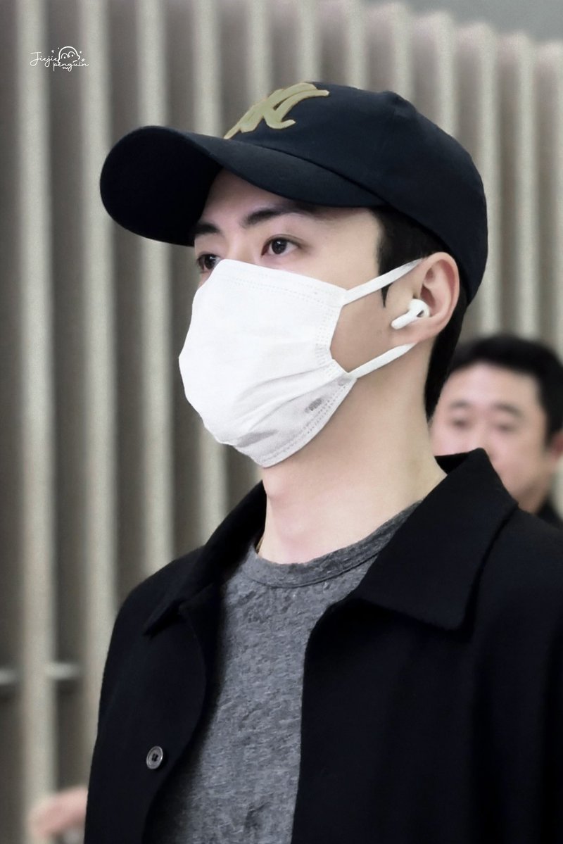 jiejie_penguin's tweet photo. 260703ICN 출발

#EXO #SEHUN #세훈 #吴世勋 https://t.co/iDssfLJXeM