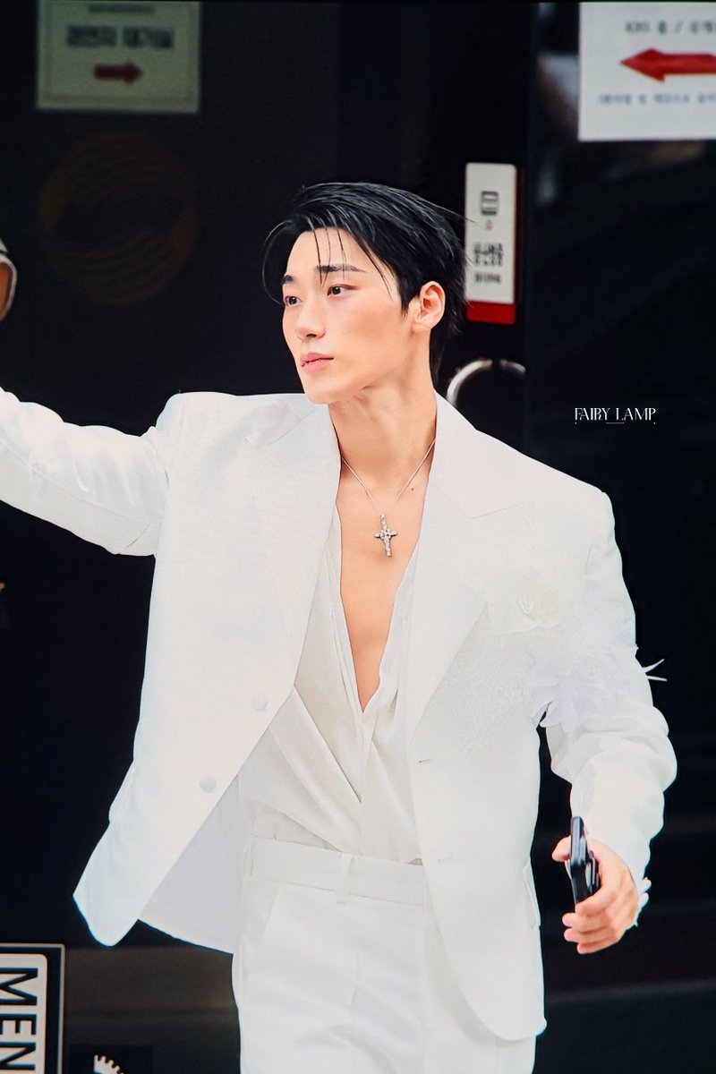 fairy_lamp710's tweet photo. 260703 퇴근 Pre.2

#CHOISAN #ATEEZ #SAN 
#에이티즈 #최산 #エイティーズ https://t.co/L2bg6PXUUw