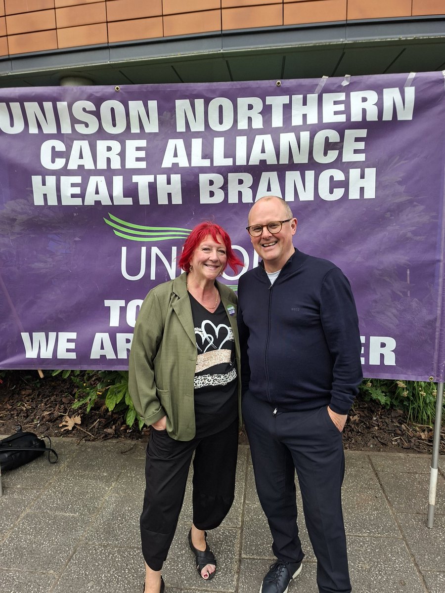 TUCNorthWest's tweet photo. It was fantastic to have @nowak_paul  and @AndreaEganGS in the North West supporting UNISON Northern Care Alliance Branch at Salford Royal during their dispute for fair pay. Workers win when they organise together! #NCAGiveFairPay #TogetherWeAreStrong https://t.co/kgQpehM5En