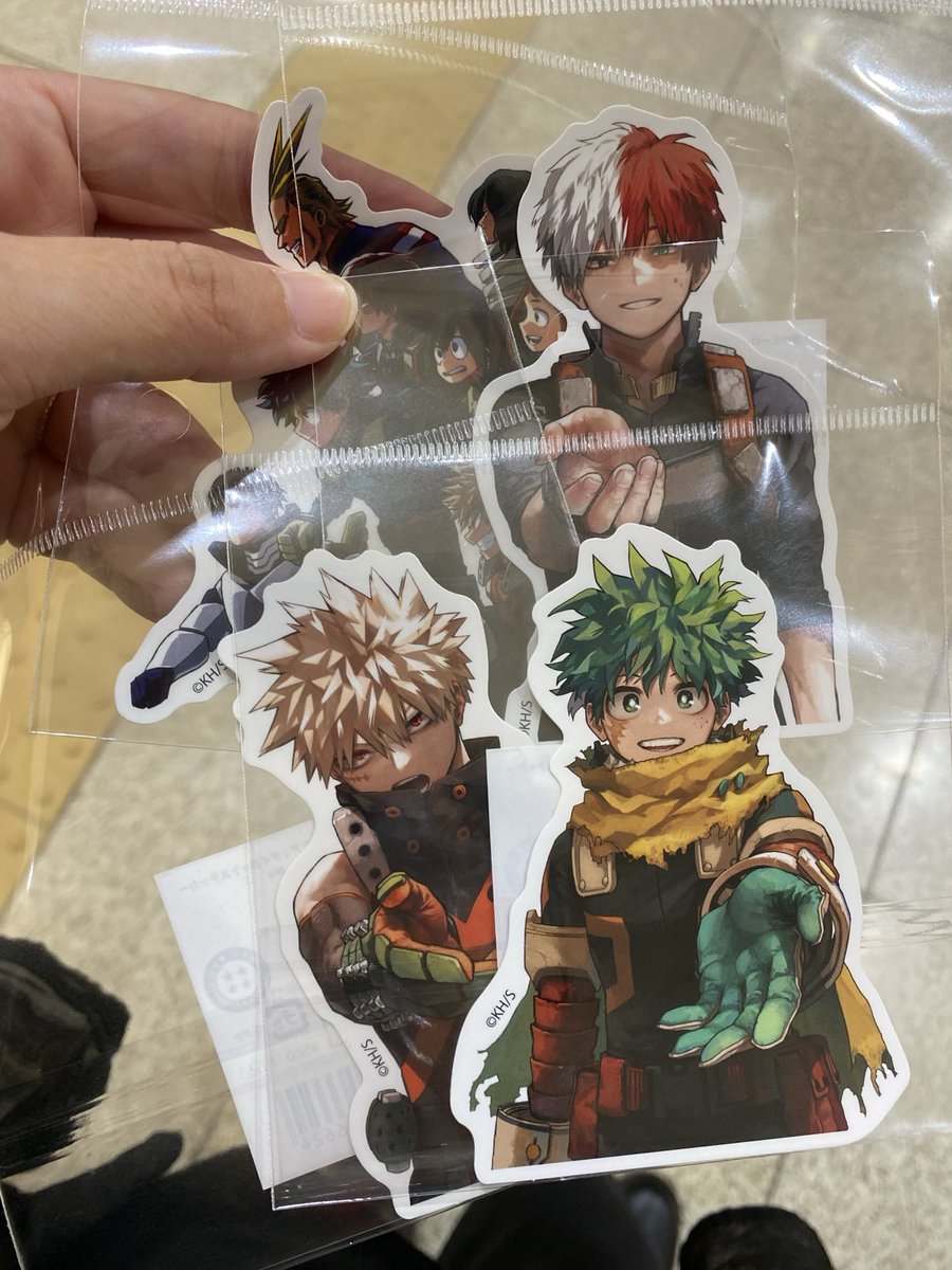 underrose2_mk's tweet photo. ダメ元で行ったら買えた〜 https://t.co/gYMbmaJ2JT