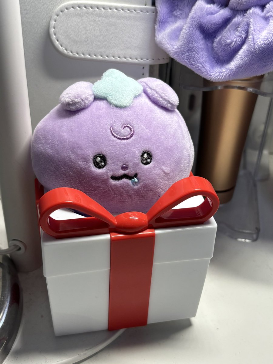 0710s8's tweet photo. 🎁サニヨかわいいね♡ https://t.co/cUJs7uTiKt