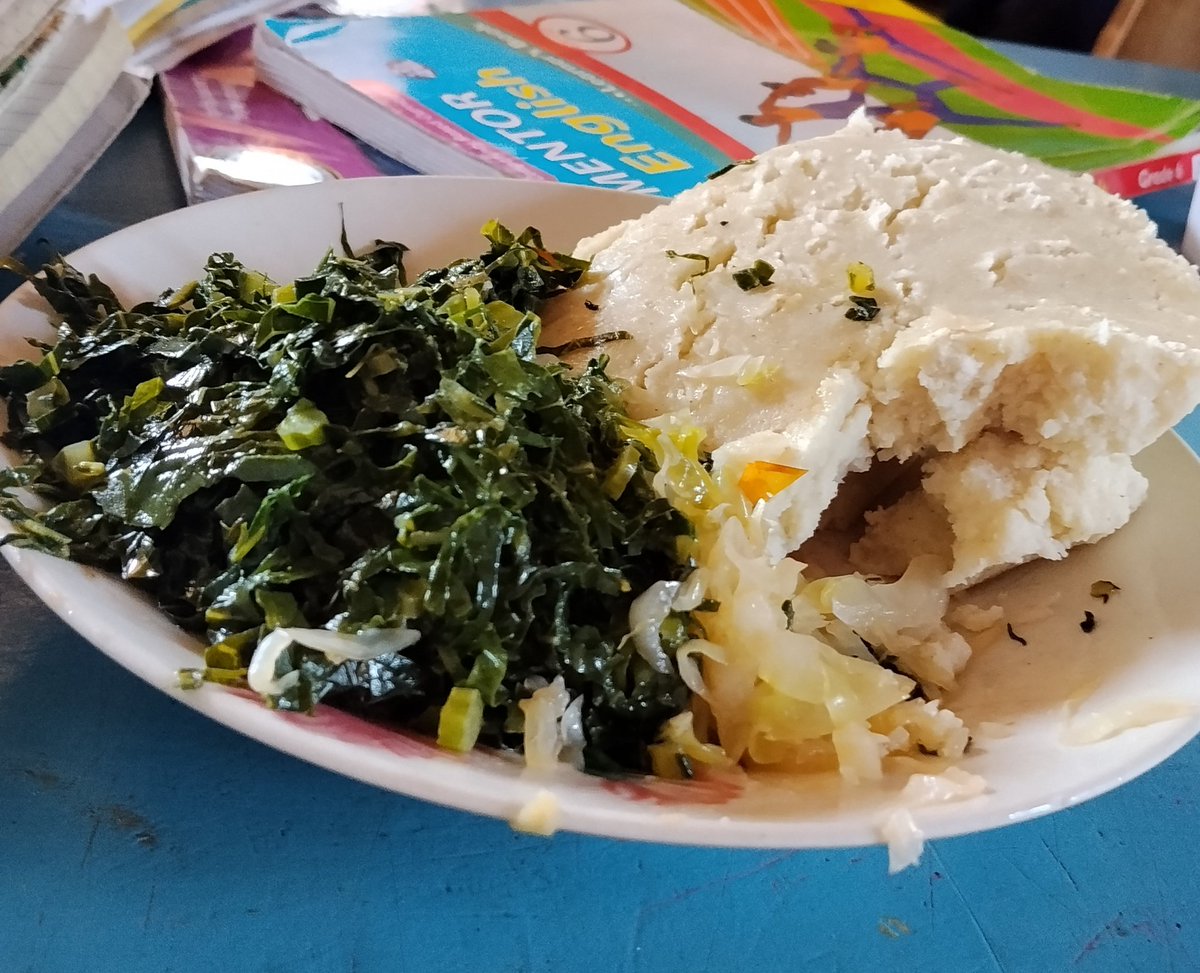 Imailuk49's tweet photo. Ndio nakula ugali na nyama fellow colleagues.😅
Hii life ya umode ni hatari. https://t.co/T21tFmQW11