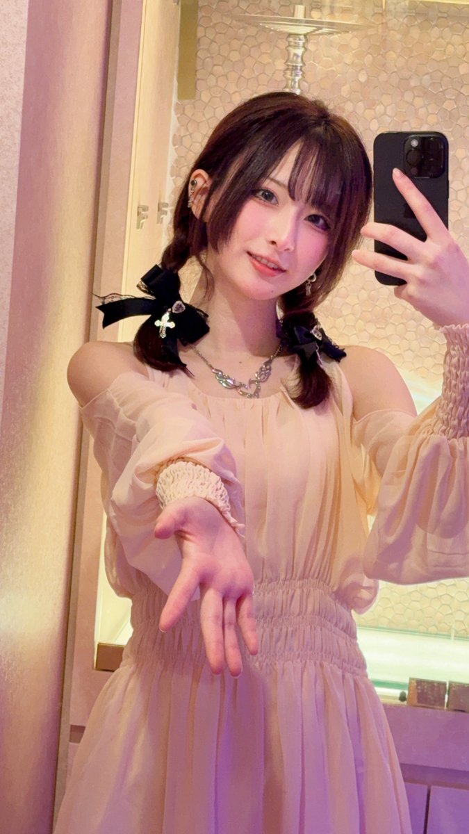 ewbcwj_lv's tweet photo. デートしよ？ https://t.co/p7HGlZ003U