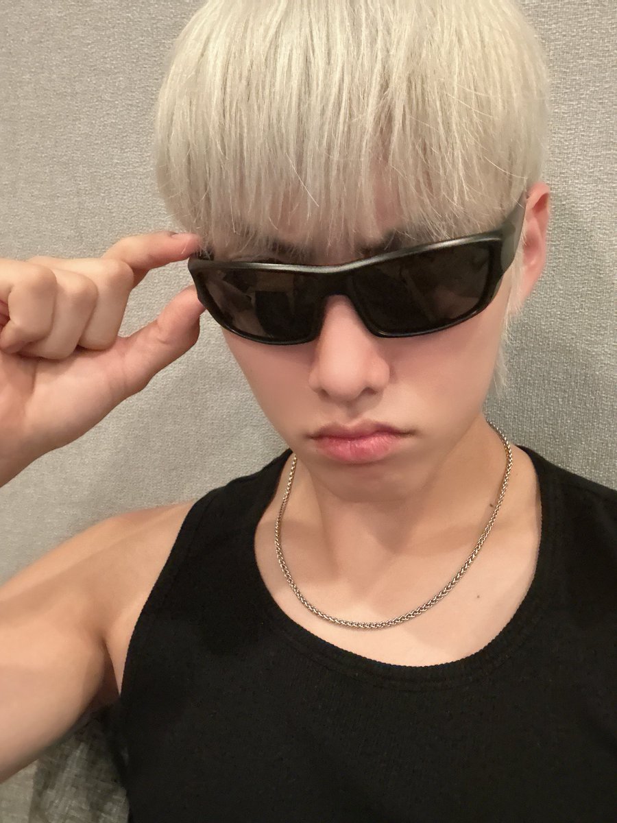 82Message's tweet photo. [#동네친구_성일]
어때?

#82MAJOR #82메이저 #에이티투메이저
#조성일 #CHOSEONGIL https://t.co/1ddDwgYUOf