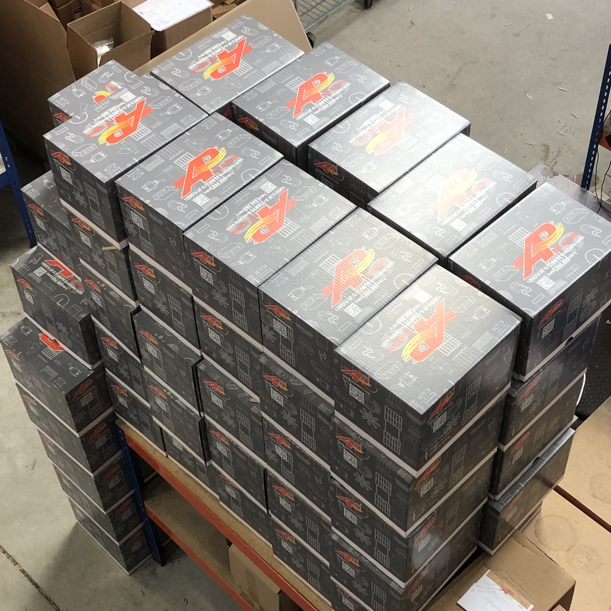 APAIRLtd's tweet photo. ❄️Wearing our heart on our sleeve &amp; our name on our boxes, we’re passionate about supporting your mobile #aircon needs
📦🔧 From #ACparts to #chargingstations &amp; #Fgas #training we can help, so pls get in touch
🌐 https://t.co/zXAti5bcGQ
#airconexpertise #agriculture #construction https://t.co/i3huF8DkCF