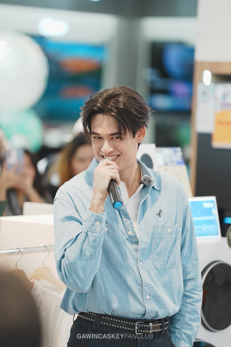 GAWINCASKEY_FC's tweet photo. ดูเค้าทำหน้าจิ มันเขี้ยวววววว😼🤏🏻

GAWIN AT HAIER POWER BUY

#GawinHaierxPWBNorthville
#GawinCaskey https://t.co/9CFNbCa2tE