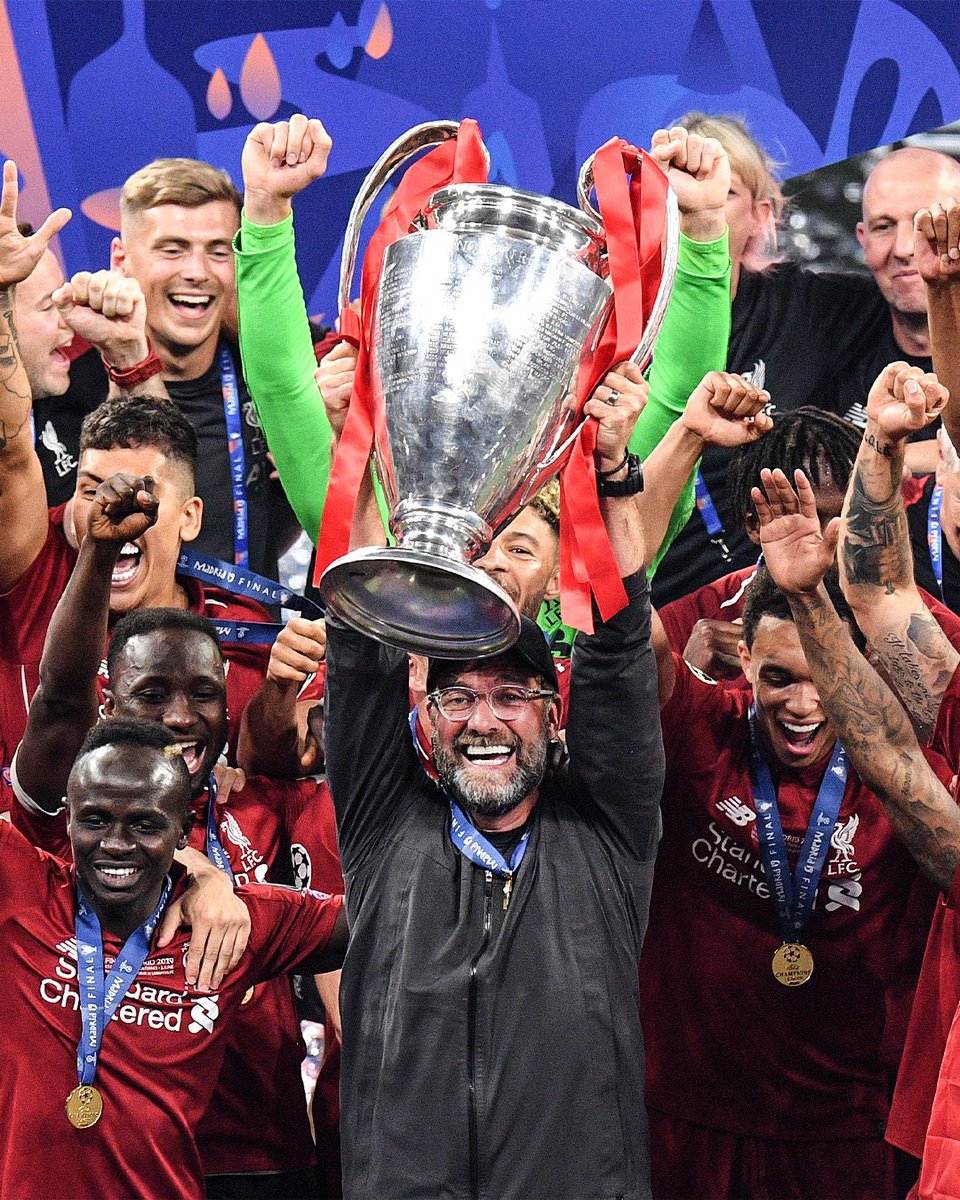 FabrizioRomano's tweet photo. 🚨 BREAKING: Jürgen Klopp has officially opened doors to taking over as new German national team head coach! 💣🇩🇪

“The DFB leadership will now seek talks with Jürgen Klopp. He has already signaled his willingness to take on the position”, the Federation confirms. https://t.co/EuUzOTz4a5