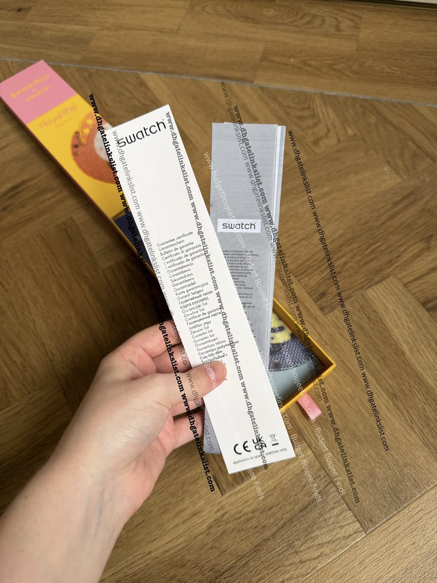 dhgatehaul's tweet photo. Dhgate - The VIRAL swatch collaboration everyone is talking about - Swatch x Audemars Piguet

They have lots of colours + BOTH this version and the one with a watch strap! 

I got this for £35 and FREE shipping which is fab! Came with box, instructions etc 💕

🔗- https://t.co/Adyqm3fEaS

ALL FINDS- https://t.co/QXH5k8yIx9