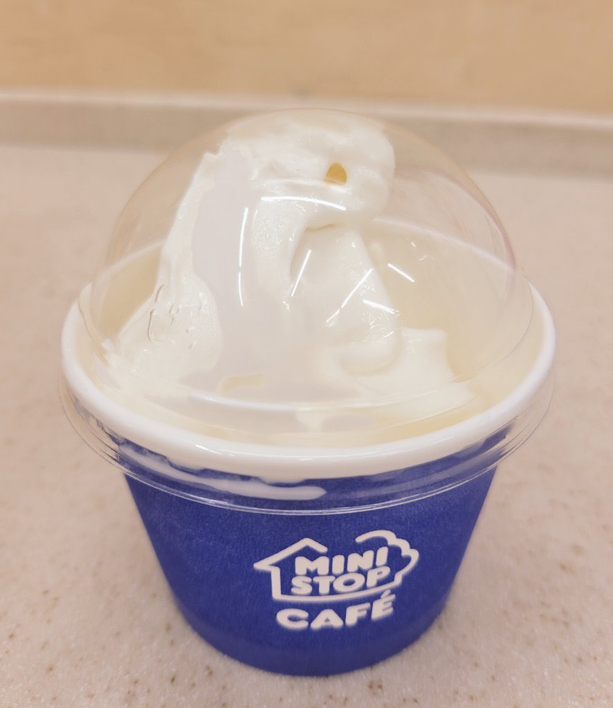 piyoko987's tweet photo. ミニストップのソフトクリーム🍦

#バリと北海道ミルクソフト
@ministopfan https://t.co/ShCmGNbCag