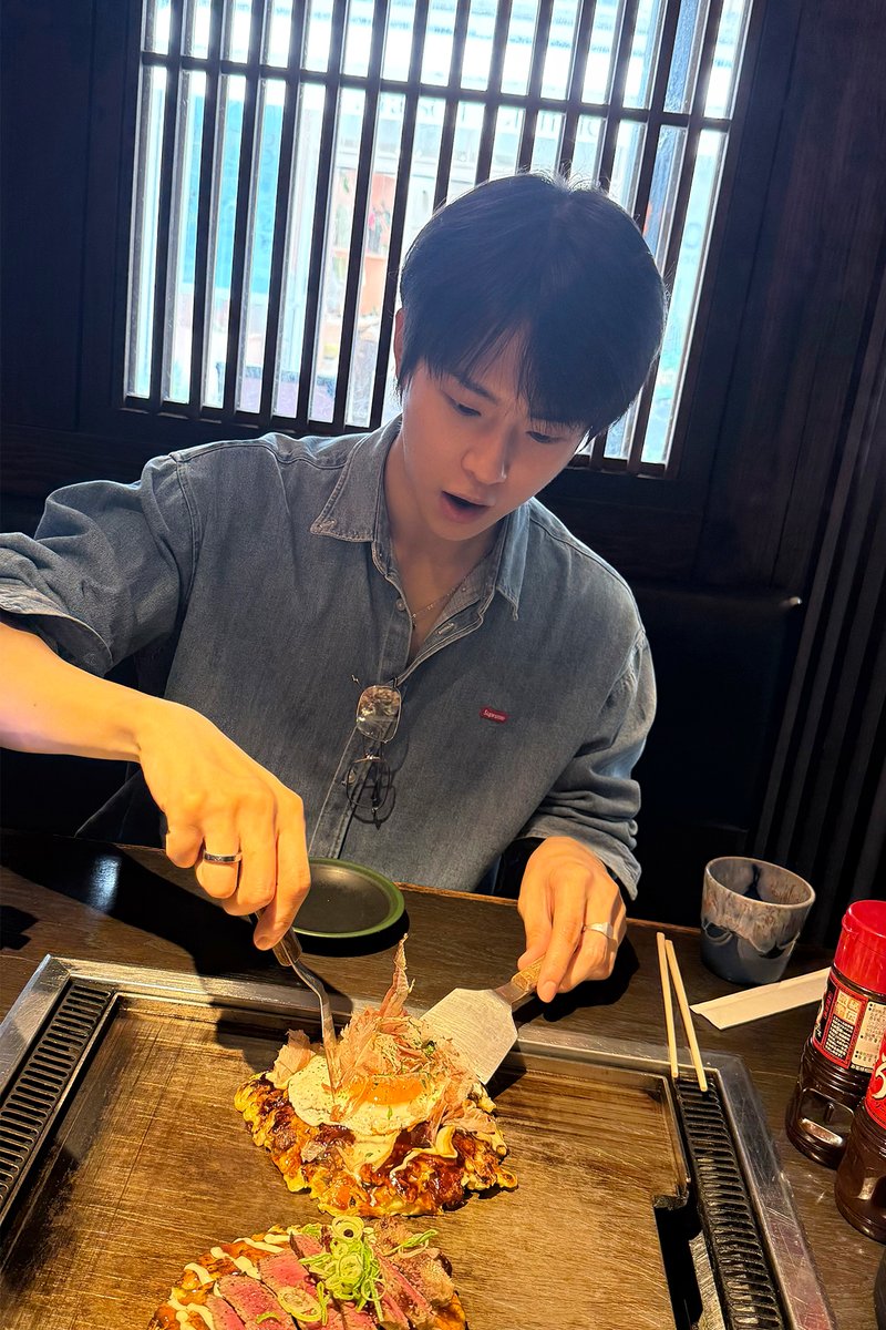 newbeat_jp's tweet photo. [ #1日1ミンソク ]

철판은 뜨거운 무대예요~🎵
鉄板は熱いステージ～🎵

#NEWBEAT #뉴비트 #ニュービート
#MinseokPark #박민석 #パクミンソク https://t.co/90lySXjigS