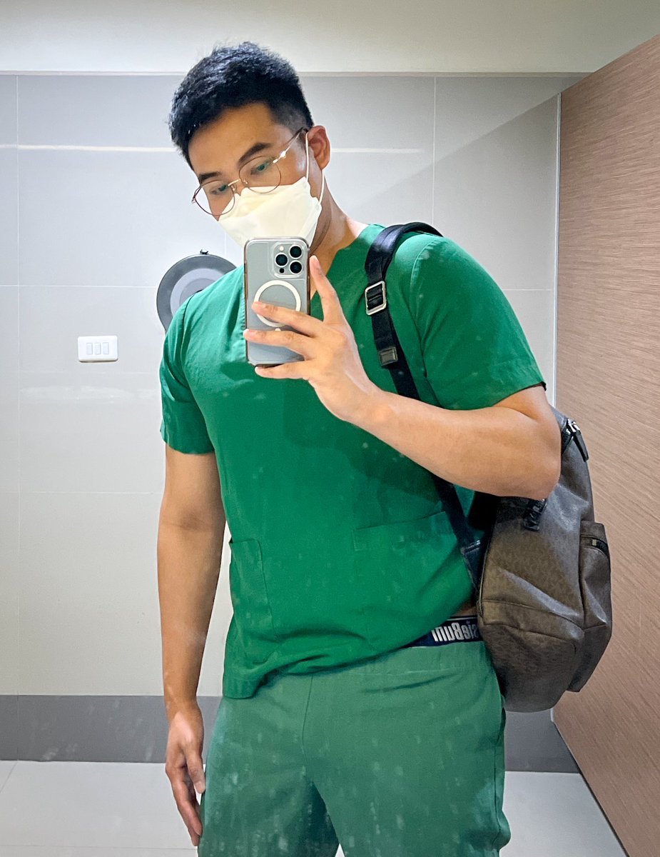 jakkne555's tweet photo. เพิ่งเสร็จ OR จะขับถึงคอนโดกี่โมง 🤣🤣 https://t.co/RgWGpFOd6Z