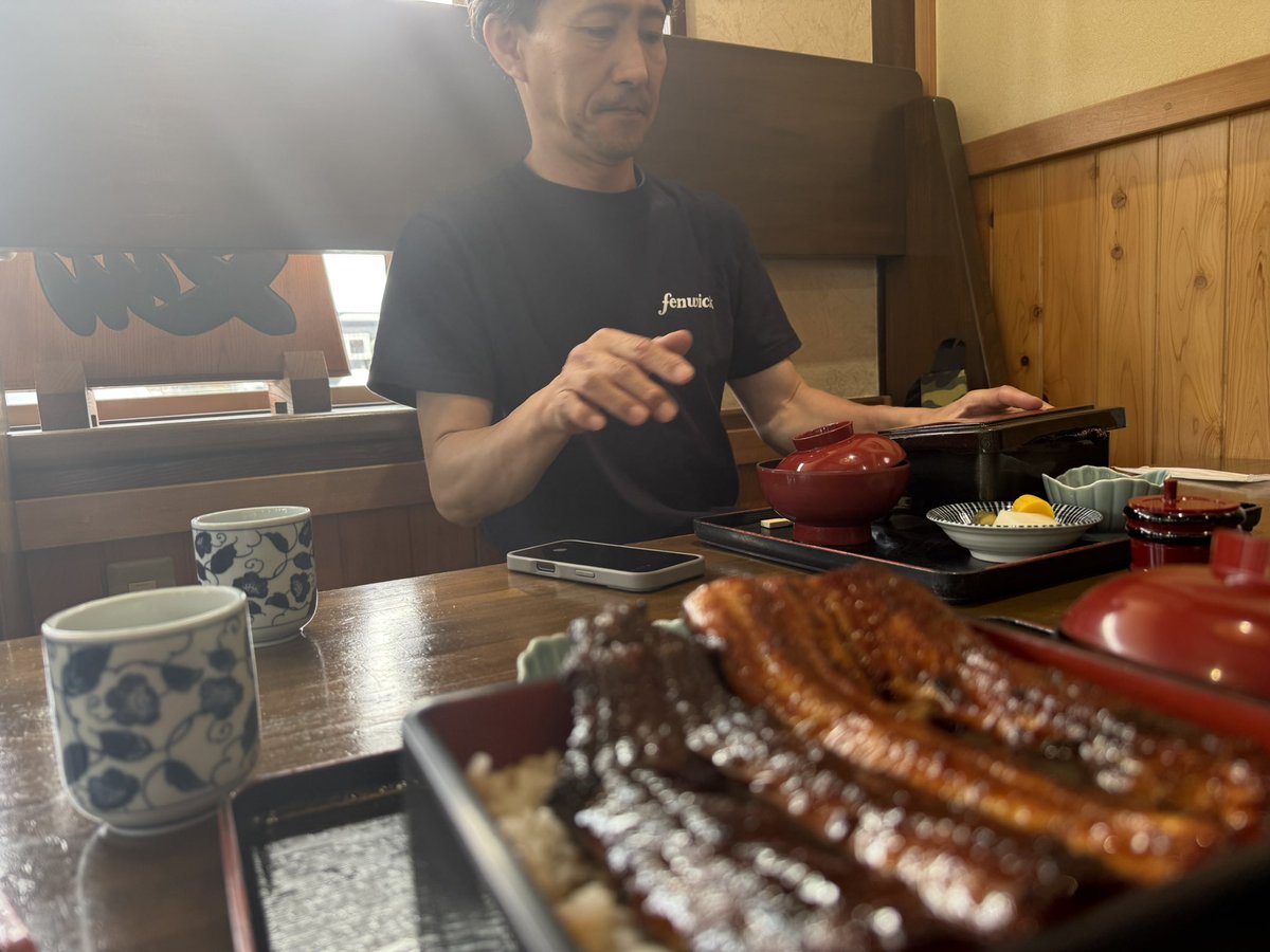 guridesuyo's tweet photo. 平本兄貴とランチ
楽しかったぜ😃 https://t.co/PpTaVckrK5