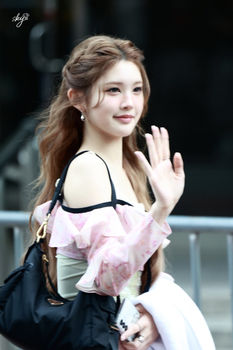 sky_ana1220's tweet photo. 260703
#ANA #에이나 #유나 #エイナ
#Hearts2Hearts #하츠투하츠 https://t.co/ggMidfLFld
