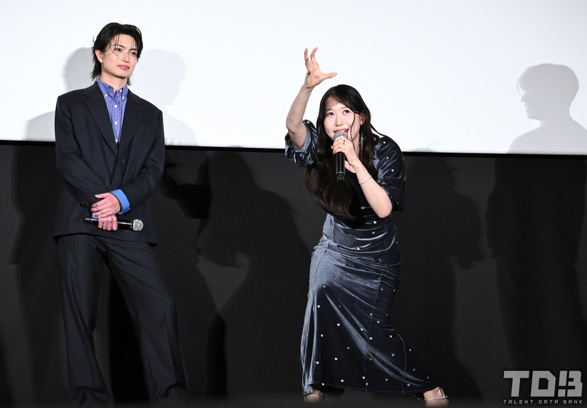 talent_databank's tweet photo. 映画『口に関するアンケート』初日舞台挨拶

ME:I・MOMONA、映画撮影の後から“不吉”なことが連発しメンバーから「お祓い行ってきて」と助言を受ける

イベントでは劇中で大変だったシーンの再現も

▼詳細はこちら
https://t.co/G5EkG24i4c

#口に関するアンケート #MOMONA  #ME_I https://t.co/lDyVIjHNpC