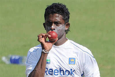 krik90mate's tweet photo. Do you know him?🏏

When he first faced India in the 2008 Asia Cup final, his bowling gave me sleepless anxiety. 🤯

His name struck fear into Indian batters during his first few series.

In his Test debut against India he took 26 wickets in three matches, which is a record. https://t.co/LVMtlX0yBa