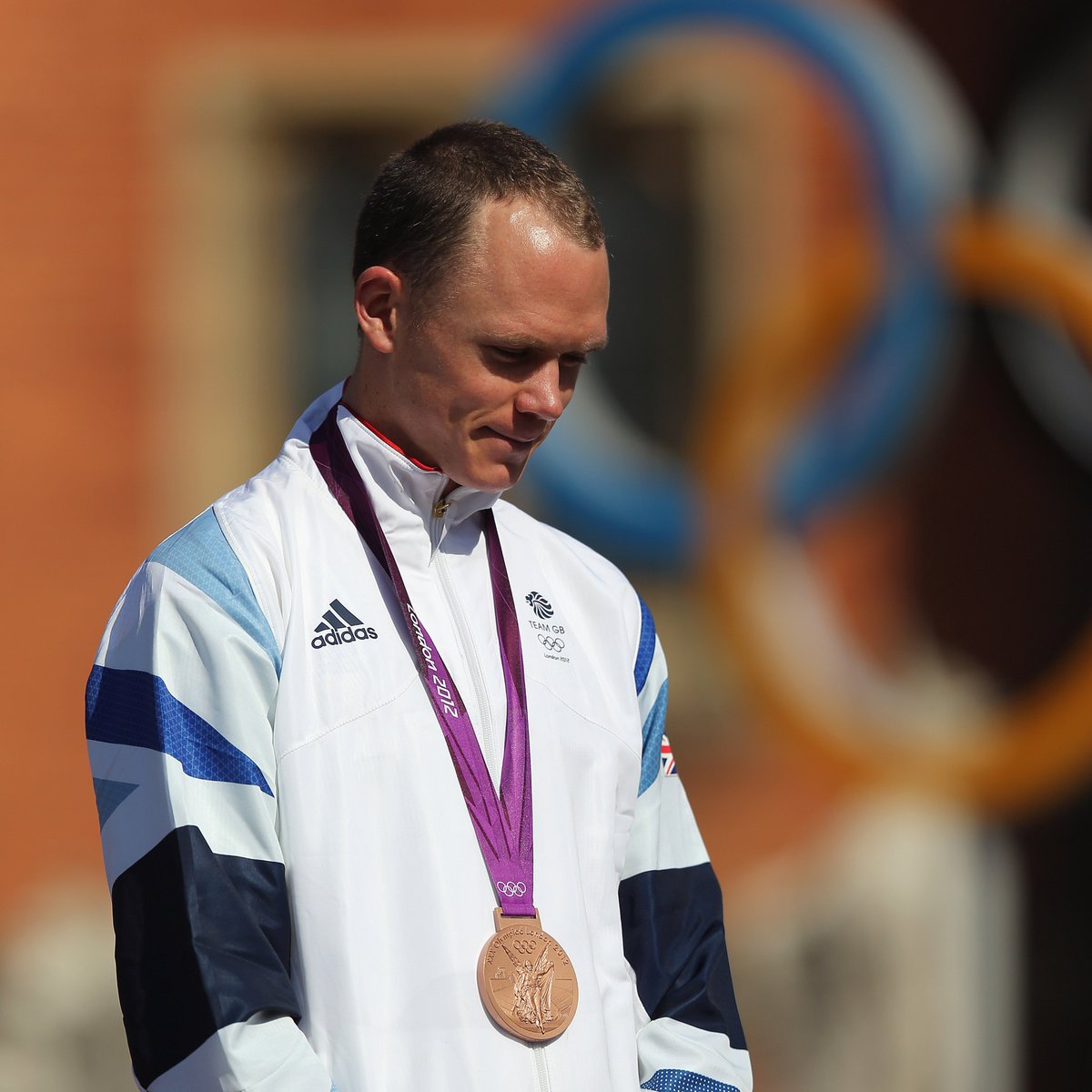 TeamGB's tweet photo. Two-time Olympic medallist 🥉
Four-time Tour de France winner 🟡
Cycling legend 👑

Chris Froome has officially announced his retirement from cycling 🚴

What a career @chrisfroome 👏 https://t.co/4HF3mi5C1N