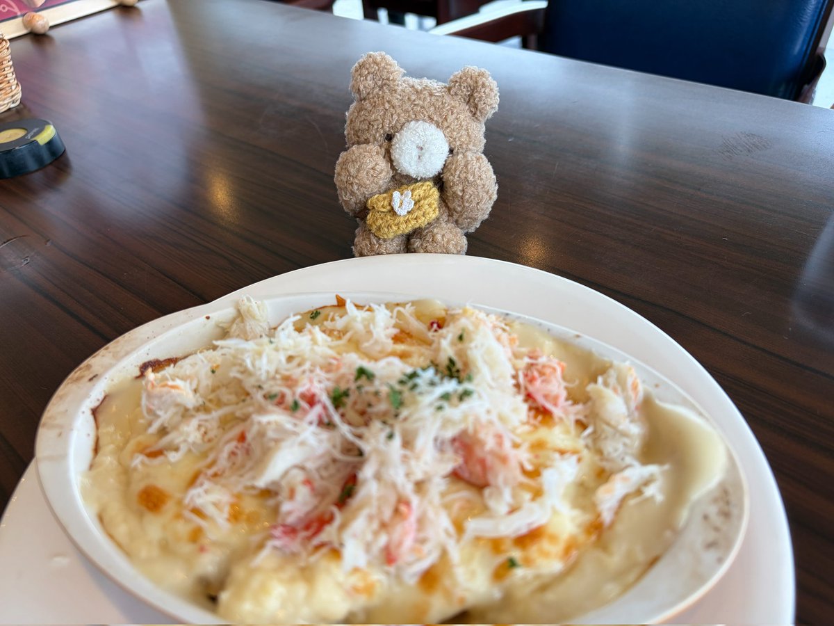 minmin_ui_'s tweet photo. カニグラタンとくま🦀 https://t.co/IIVl7Symqu