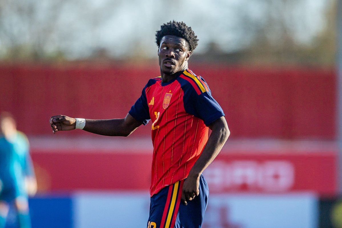 lnstantFoot's tweet photo. 🚨🚨HERE WE GO !! ELIEZER MAYENDA VA S’ENGAGER AVEC LE STADE RENNAIS ! ❤️🖤

Montant du transfert : 25M€. 💸

🗞️ (@FabrizioRomano) https://t.co/hS6hbHa5M5