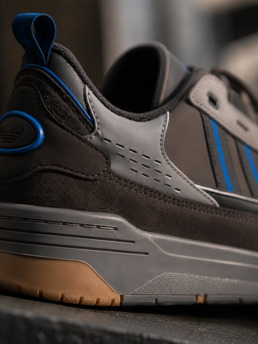 sneakersfandom's tweet photo. https://t.co/MXbpp8ToZI