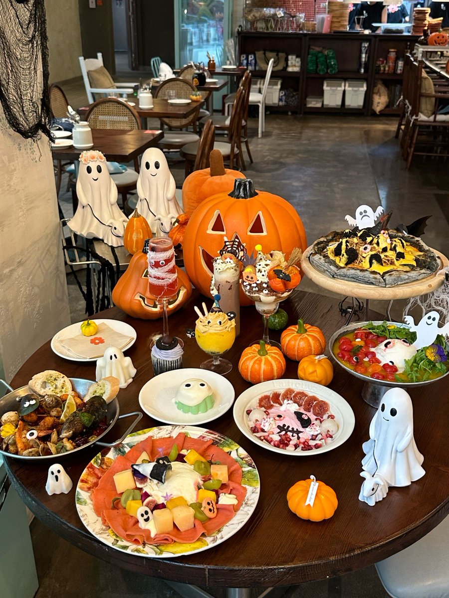 ElijahH75236396's tweet photo. Spooky Halloween Pumpkin Risotto now on our special menu! Creamy, packed with autumnal flavor  Limited stock, get yours before it’s gone! https://t.co/dWe8jQMojU