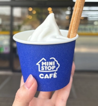 ksmrsy's tweet photo. 北海道ミルクソフト無料券プレゼント企画！🍦
7/3 19:00~20:00に @ministopfanと #バリと北海道ミルクソフト をつけてミニストップのソフトク��ームの画像を投稿しよう！
https://t.co/Z4UrWwsxZS https://t.co/kvpQIAj2mr