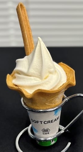kimi2king's tweet photo. 北海道ミルクソフト無料券プレゼント企画！🍦
7/3 19:00~20:00に @ministopfanと #バリと北海道ミルクソフト をつけてミニストップのソフトクリームの画像を投稿しよう！
https://t.co/FFHoM0vMQc https://t.co/wFrxnUMkZZ