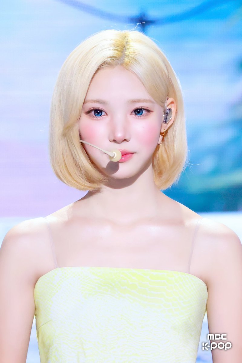 딸지 tweet media