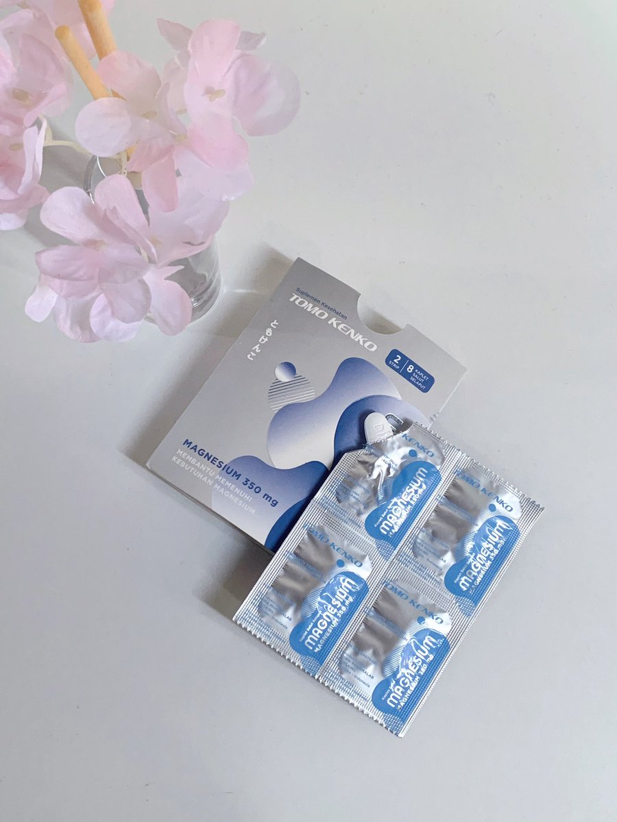 arccsia's tweet photo. mana tim yang sebelum tidur suka overthinking dan berakhir jadi insomnia? … aku 💭 

menurutku kalian yang sama kaya aku, bisa jadi tubuh nya butuh magnesium

aku mulai coba minum magnesium dari Tomo Kenko, ngerasa kualitas tidur aku jadi lebih baik, bonusnya kulit jadi bersih. https://t.co/pU19TZuxYT