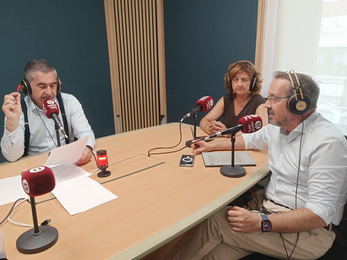 ForoRRHH's tweet photo. 📰 El sector agroalimentario reclama más agilidad y talento externo en la alta dirección.

Lee y escucha la crónica sobre el Especial @ForoRRHH junto a EPUNTO interim Management en el que se ha presentado su informe sobre Alta Dirección.

#RRHH #EPUNTO

https://t.co/kwtocjiWNh https://t.co/98YcZyPs7m