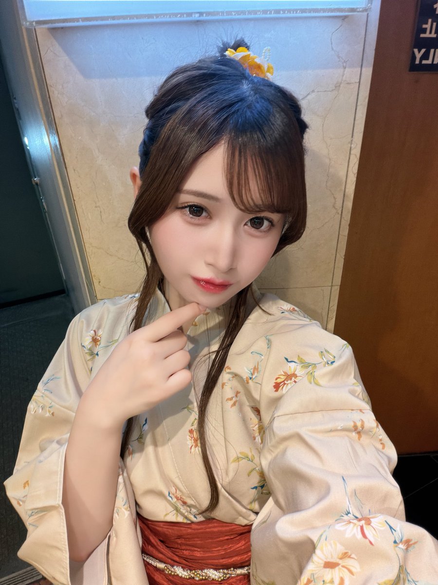 hayaseyumi0131's tweet photo. 浴衣かわいー？🤍 https://t.co/2nde8hrArF