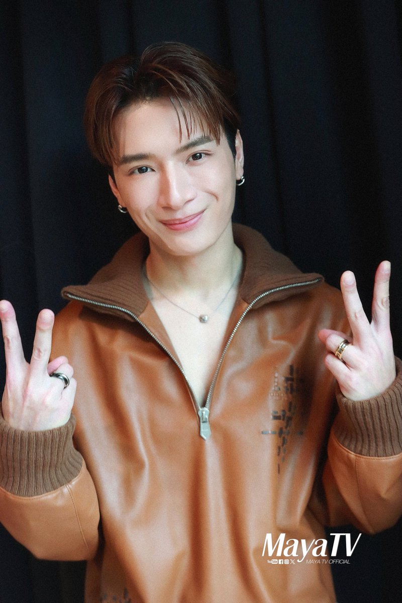 mayaonline2002's tweet photo. วันวานยังชัดอยู่ในความทรงจำ #คริสสิงโต ย้อนโมเมนต์สุดประทับใจจาก #SOTUSTheSeries สู่การฉลองครบรอบ 10ปีที่ชวนแฟนๆ มาจอยกันใน SOTUS TENIVERSARY CONCERT

📽🔗https://t.co/82Y2zKlTdf

SOTUS TENIVERSARY PRESS TOUR

#KristSingto #SOTUS10thYearConcert
#KristPerawat #SingtoPrachaya https://t.co/T0uhVdMmMH