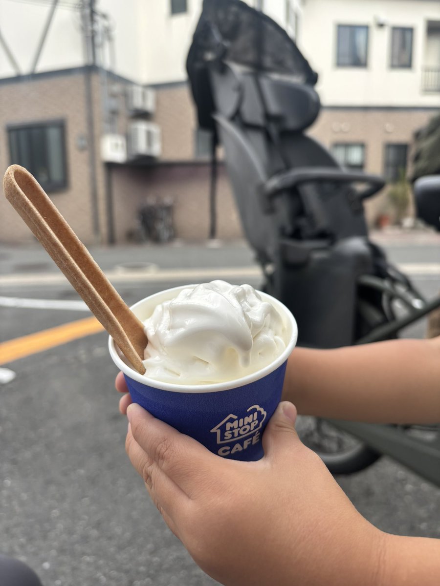 mixxsa93's tweet photo. @ministopfan
#バリと北海道ミルクソフト https://t.co/ihq72IF2j2