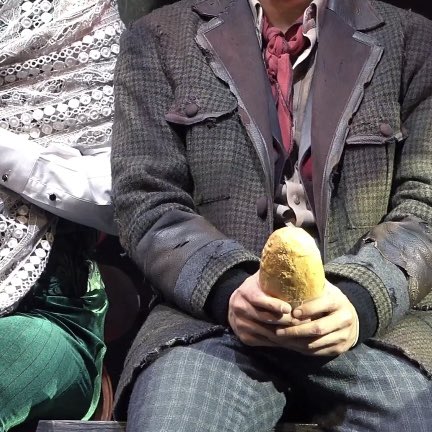 c_s_song's tweet photo. 초연 앵콜 노아빵 차이가 날 너무 슬프게 해 https://t.co/bnchG9YXxD