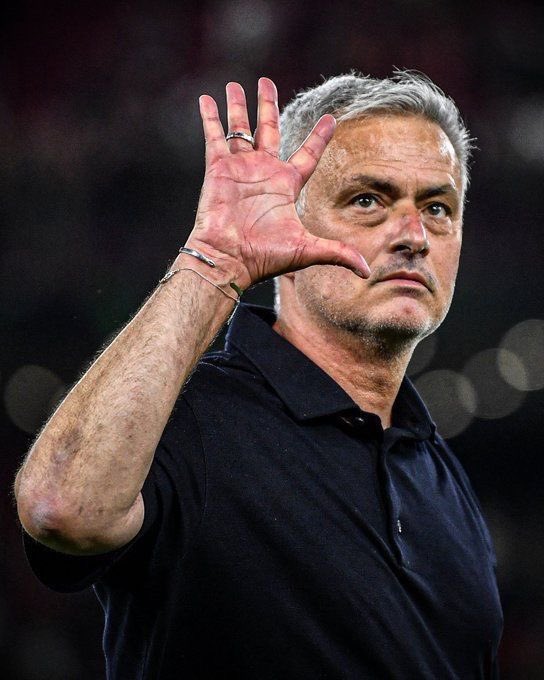realinfosmadrid's tweet photo. 🚨 JUST IN: NO ONE at Real Madrid EVER doubted Fede Valverde, despite recent incidents. 

Fede Valverde is a CONFIRMED STARTER for Jose Mourinho.
@marca https://t.co/xK4acBkMOr