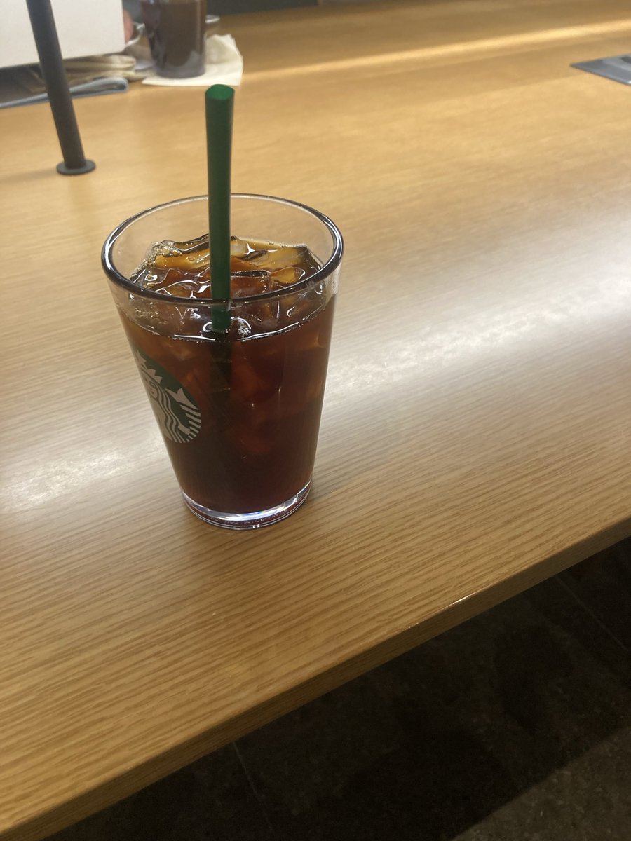 evercrack001's tweet photo. 今日の一杯目のコーヒーはこれで。白い服が色が変わってるねー https://t.co/E1FzzNHWQv