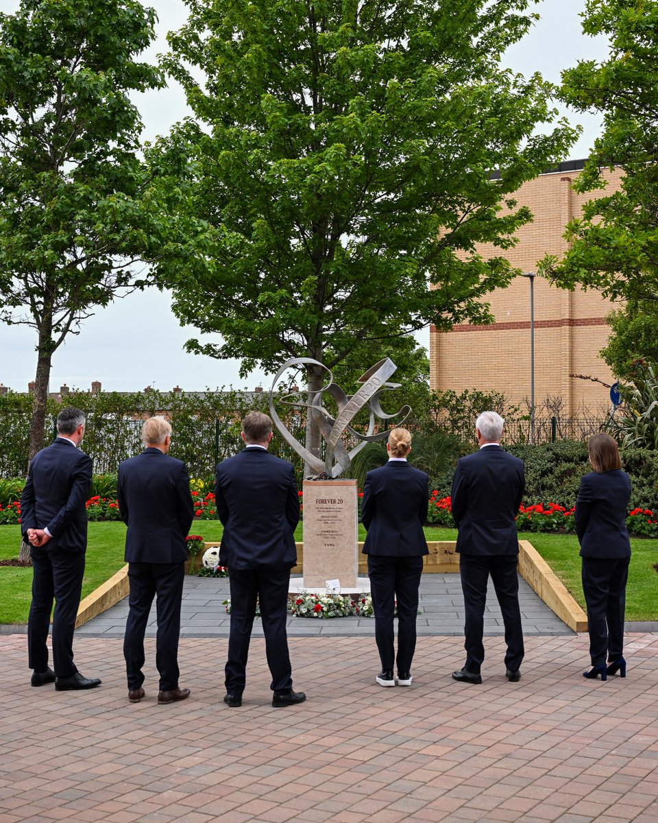 LFC's tweet photo. Club representatives have today laid wreaths at Diogo and André's memorial.