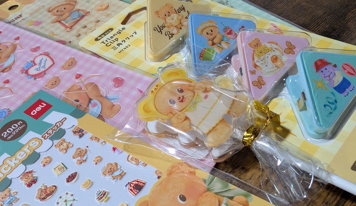 anko_dmmd's tweet photo. 地元にもノンヌーイがいるとは思ってなかった！たまたま見つけて買ってしまったよ😂ミニノートとか付箋あれば欲しかったな… https://t.co/jRR2wIeYyo