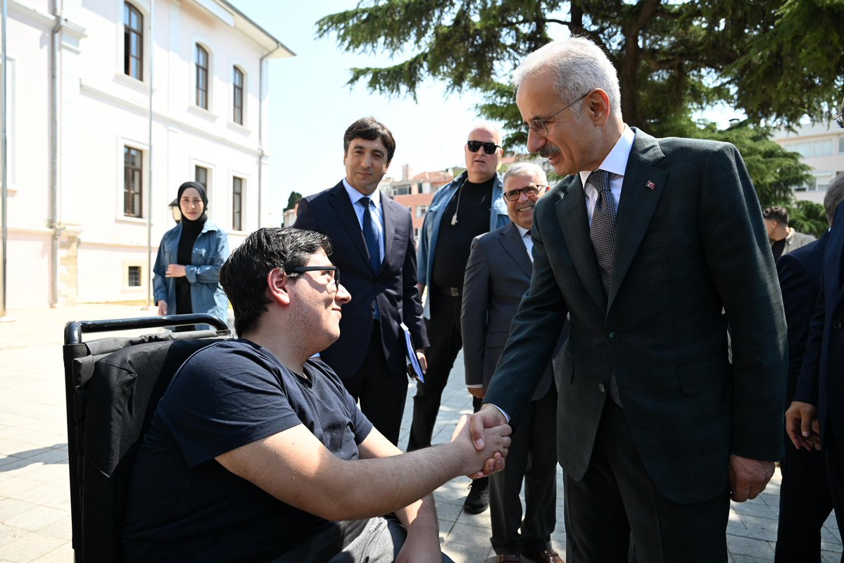 a_uraloglu's tweet photo. 📌 Tekirdağ Valiliğimizi ziyaret ederek Valimiz Sayın @recepsoytrk2 ile İl Koordinasyon Toplantımızı gerçekleştirdik. 

Ulaştırma ve altyapıda güçlü koordinasyonu ve vatandaş odaklı hizmet anlayışımızı aynı kararlılıkla sürdürmek için kurumlarımızla eş güdüm içinde çalışmayı sürdürüyoruz. 🛣️

📍Tekirdağ Valiliği 

#TürkiyeHızlanıyor 🇹🇷